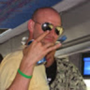 Meet your Posher, Derek